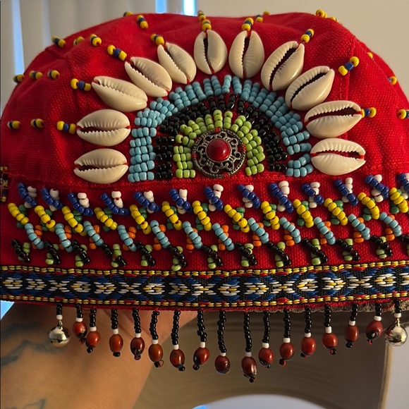 Vintage Red Beaded & Shell elegant ston Center Piece Skull Cap
Unisex Beanie Hat - Picture 1 of 5